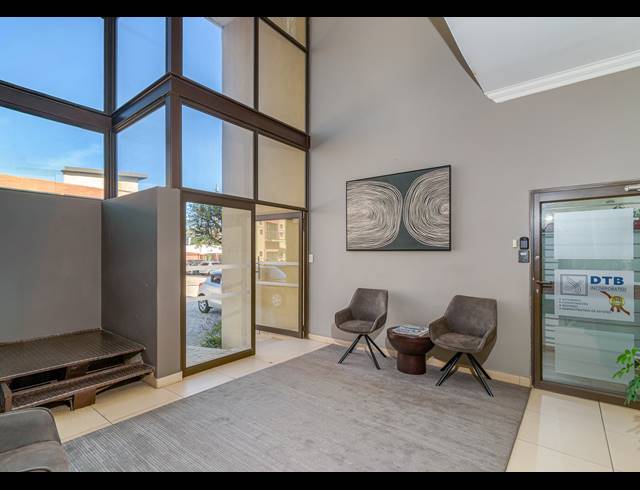 20M² OFFICE TO LET IN WELTEVREDEN PARK